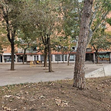 8 Min Walk To The Beach & 10 Min Walk To Convention Centre ! Barcelona Exterior foto