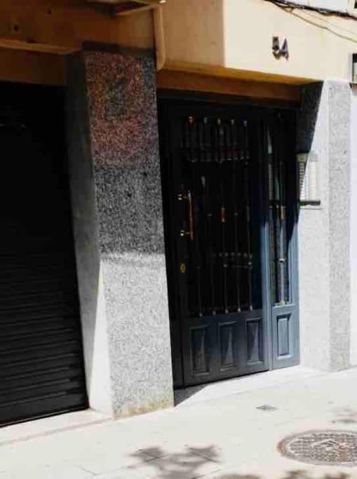 8 Min Walk To The Beach & 10 Min Walk To Convention Centre ! Barcelona Exterior foto